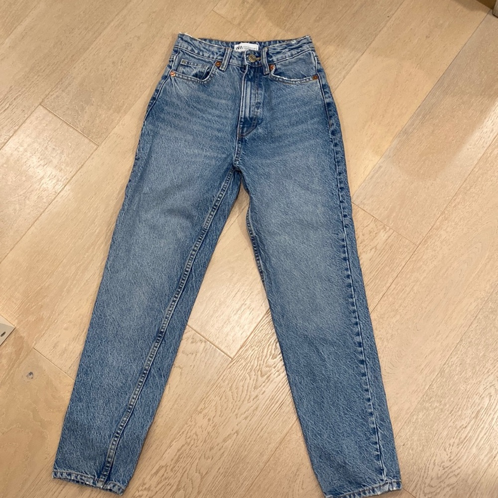 Zara mom jeans medium wash